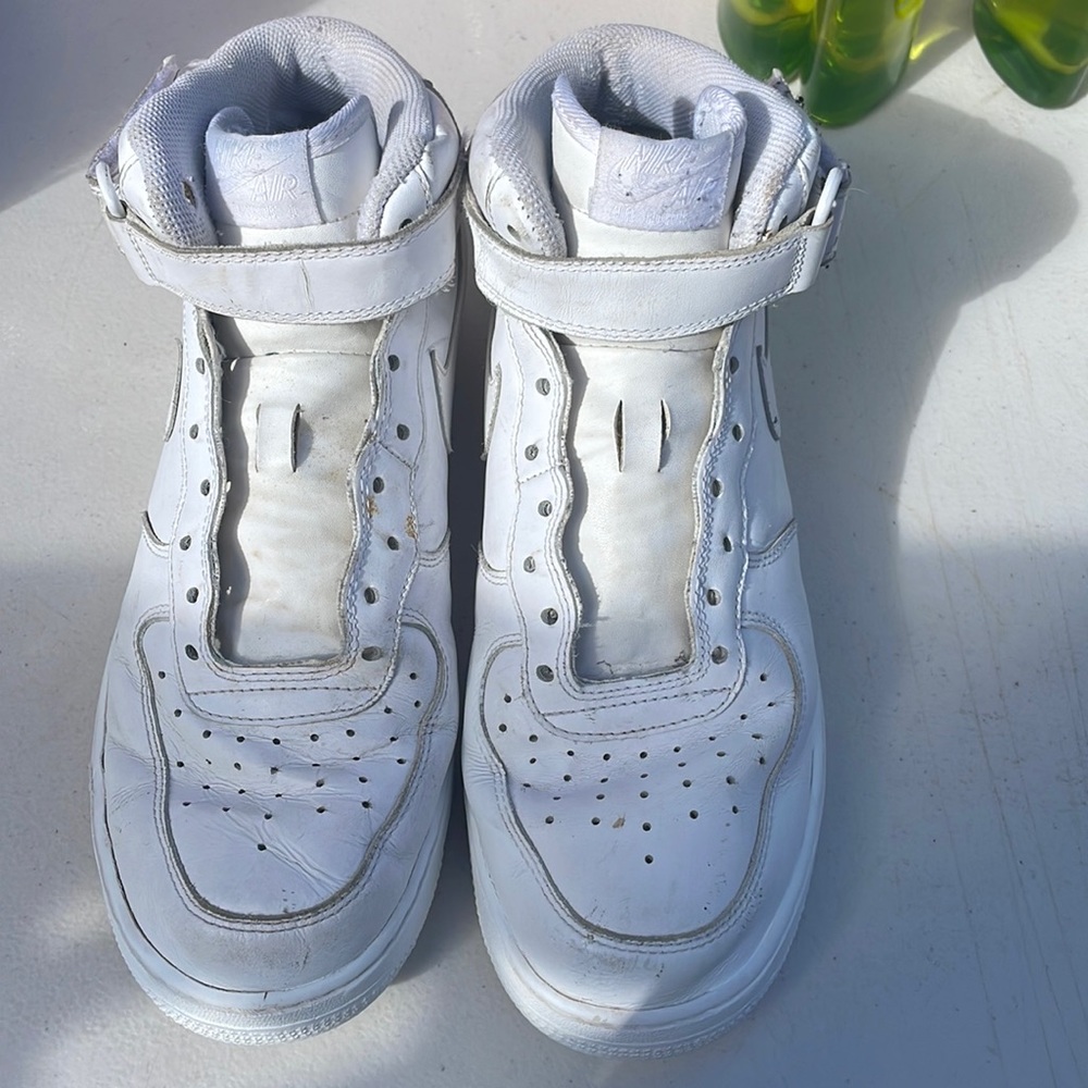 Air force one high size 9.5